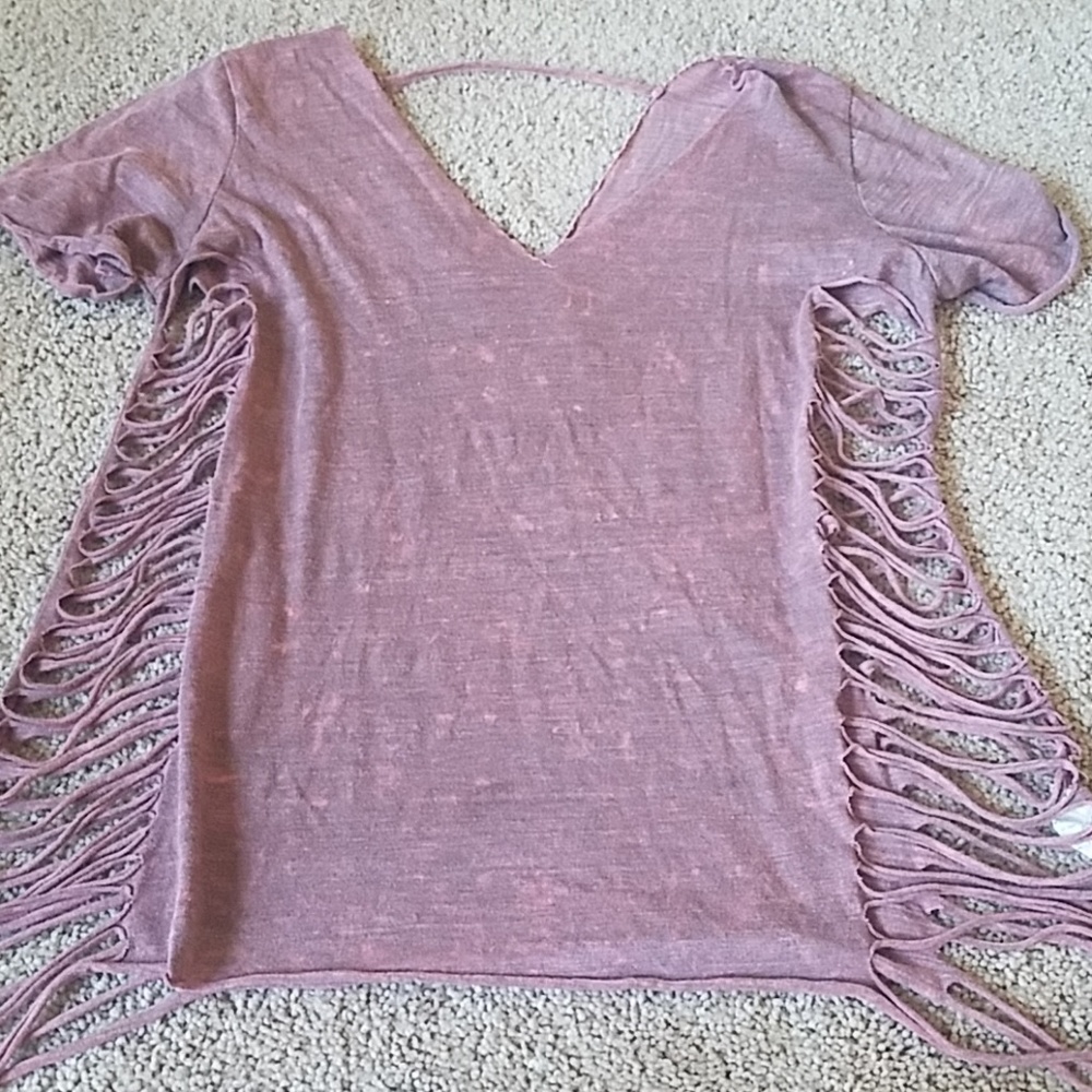 L Gimmicks Tee Slit Sides